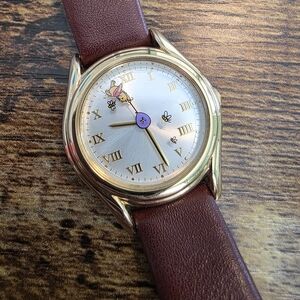 Disney Winnie The Pooh Gold and Brown Leather Watch with Moving Second Hand